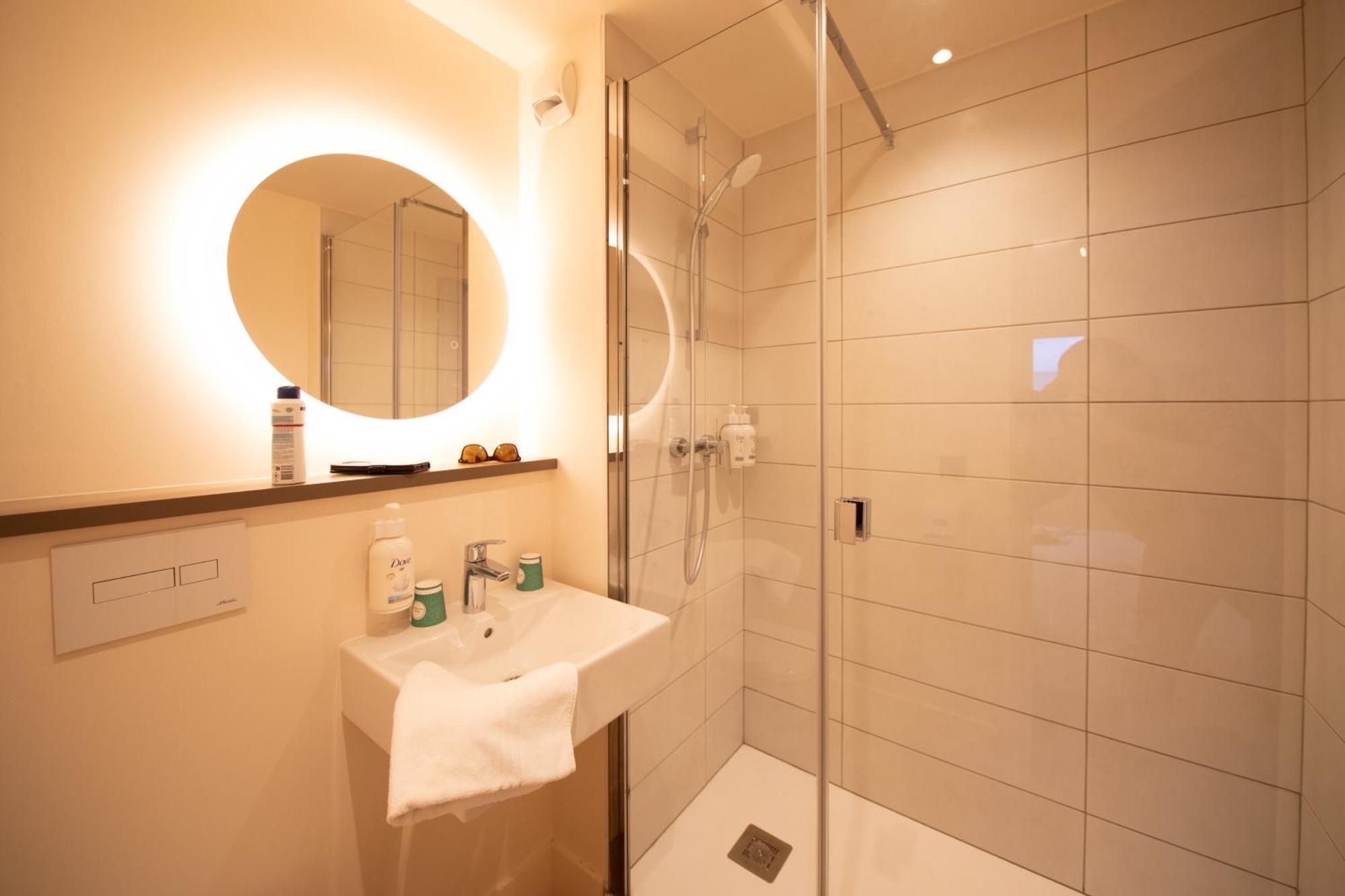 Premiere Classe Annecy Cran-Gevrier Renove En 2025 エクステリア 写真